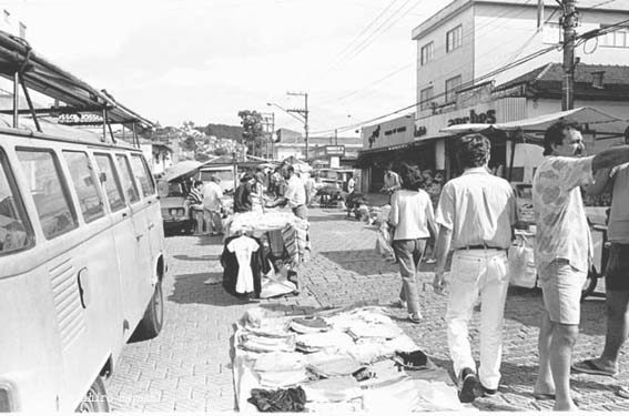 Morning Market 01