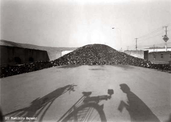 Pile and Shadow (Seaside Funabashi)