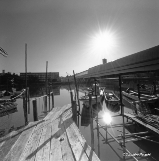 Small wooden pier 