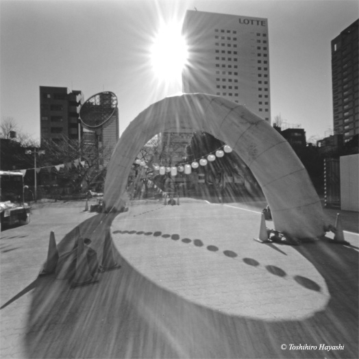 Balloon gate and it's Shadow